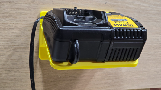 DeWalt DCB115 Wall-Mount - Shelf