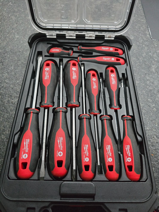 Milwaukee Tri Lobe Screwdriver Slim Packout