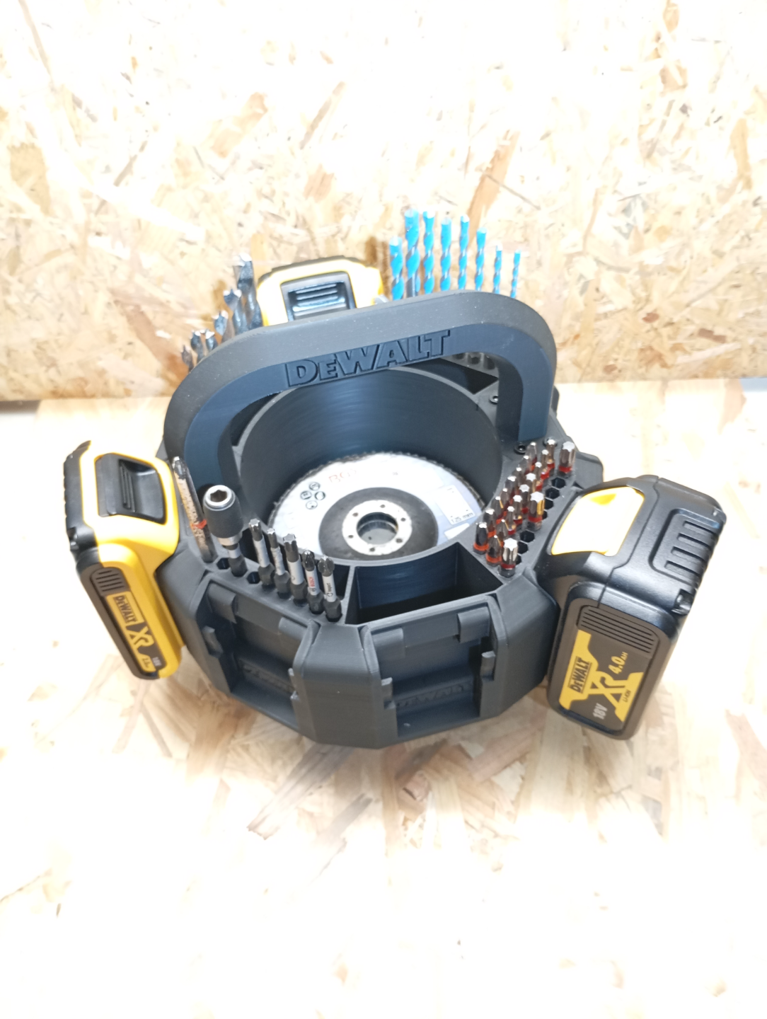 DeWalt Handle Case - 8 Battery Holder Accessories